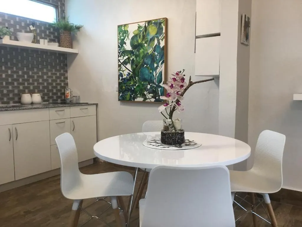 Apartment 2 Bdr Beach Apartment, Generator Parking Included San Juan
